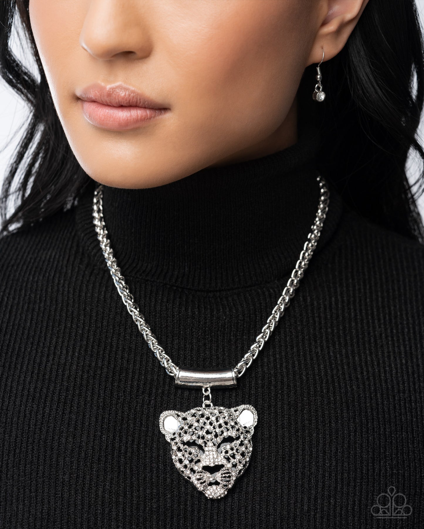 Leopard Luminescence