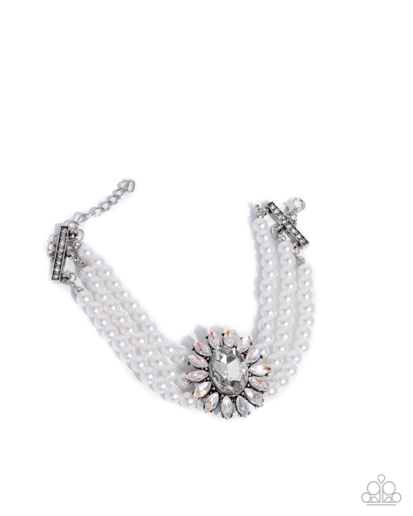 Conscious Chic - white