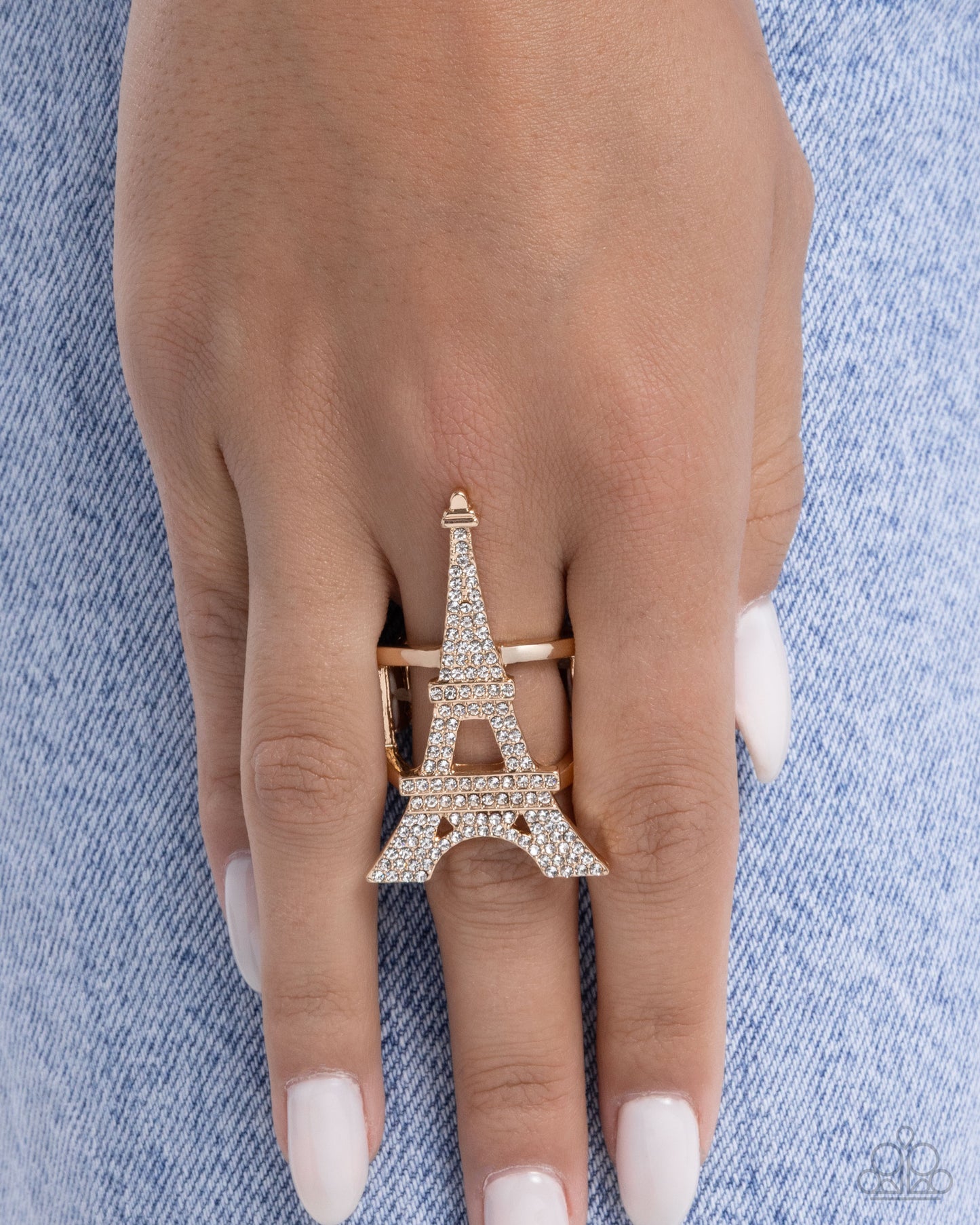 Eiffel Tower Ease